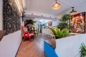 Mascotte Hostel Silom